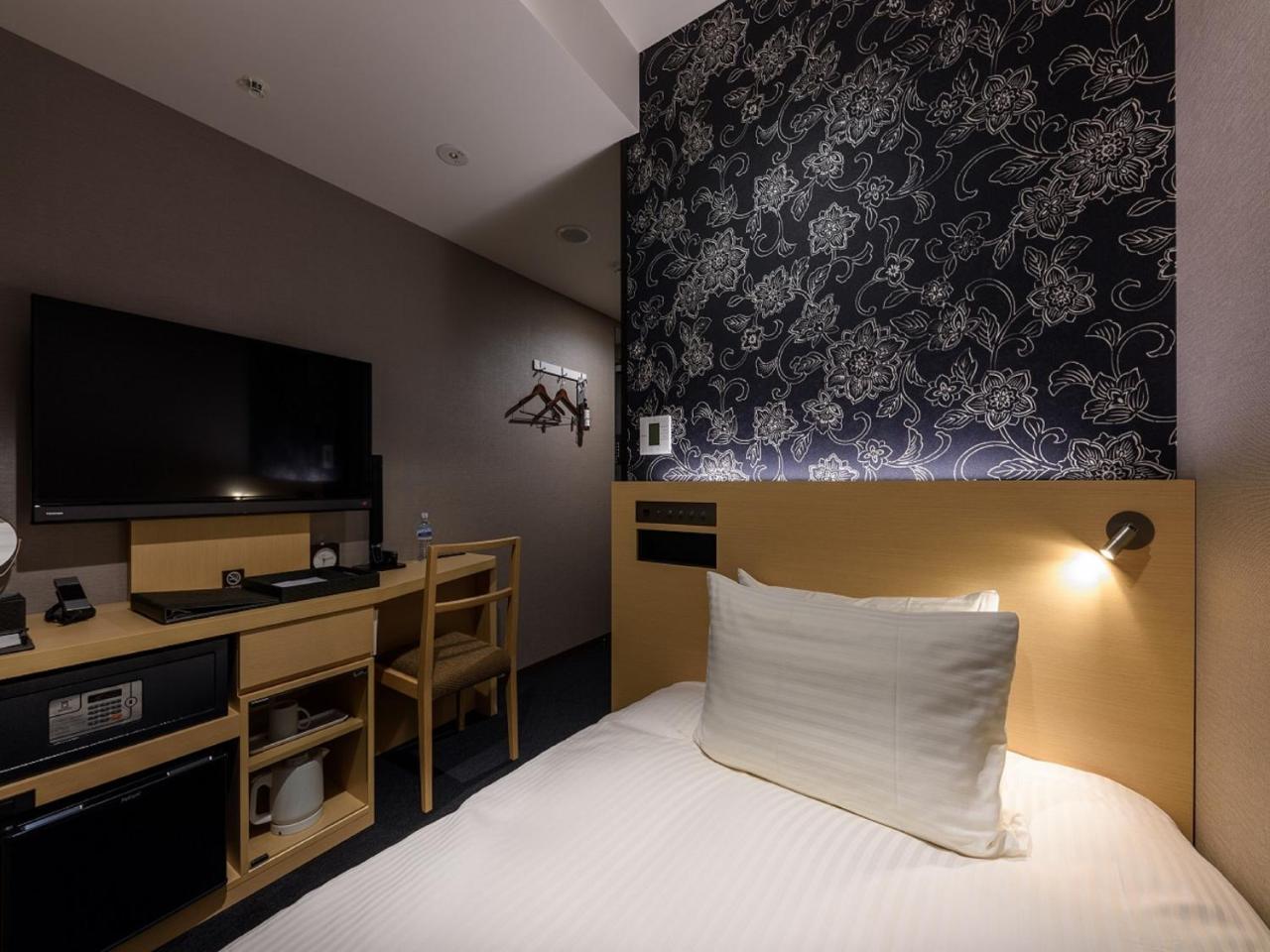 The Kanzashi Asakusa 3* Tokio